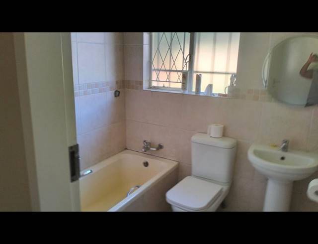 3 BEDROOM HOUSE FOR SALE IN LEONDALE